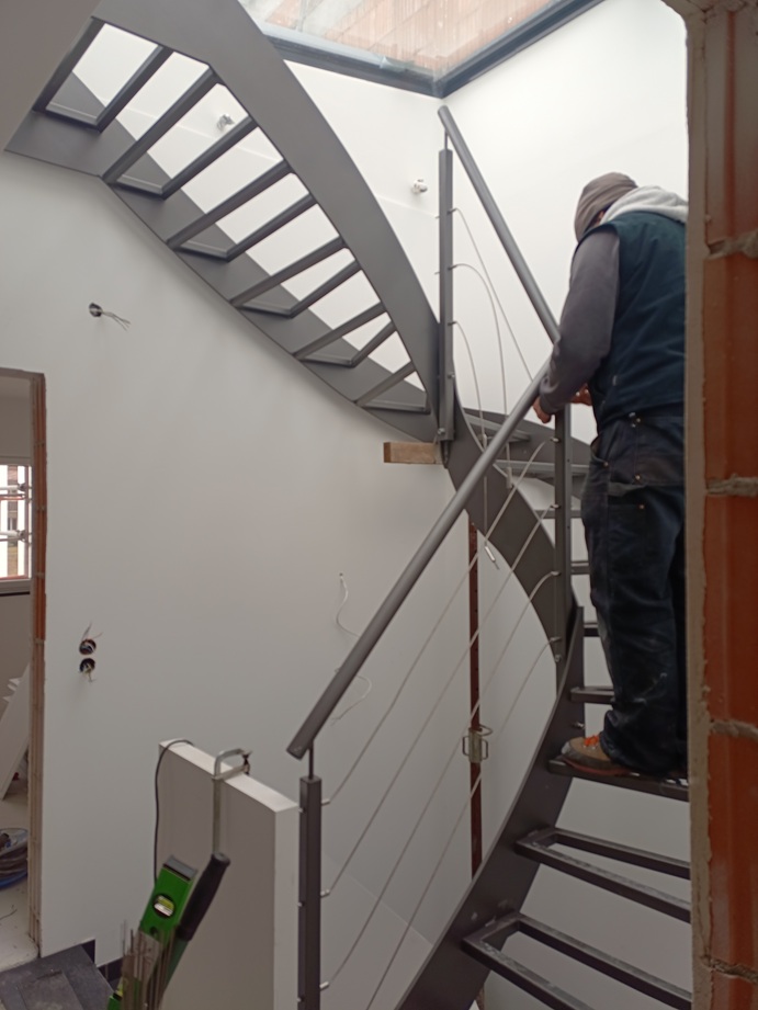 Wendeltreppe-dachfenster